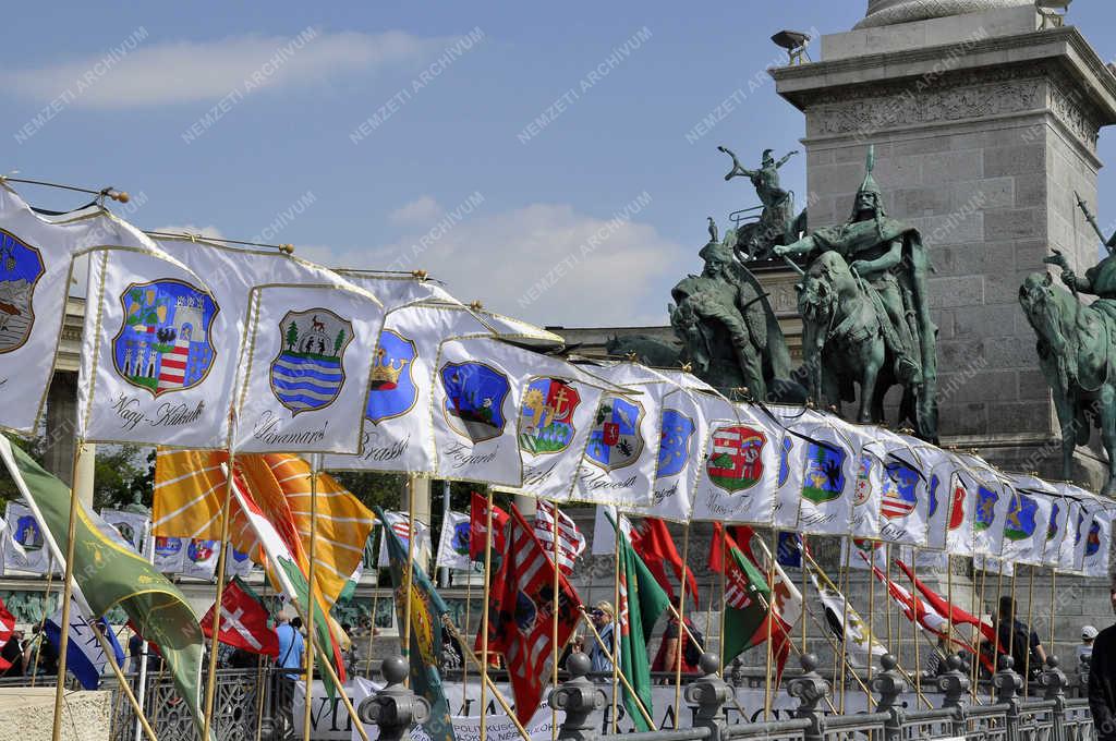 Történelem - Budapest - Trianoni megemlékezés