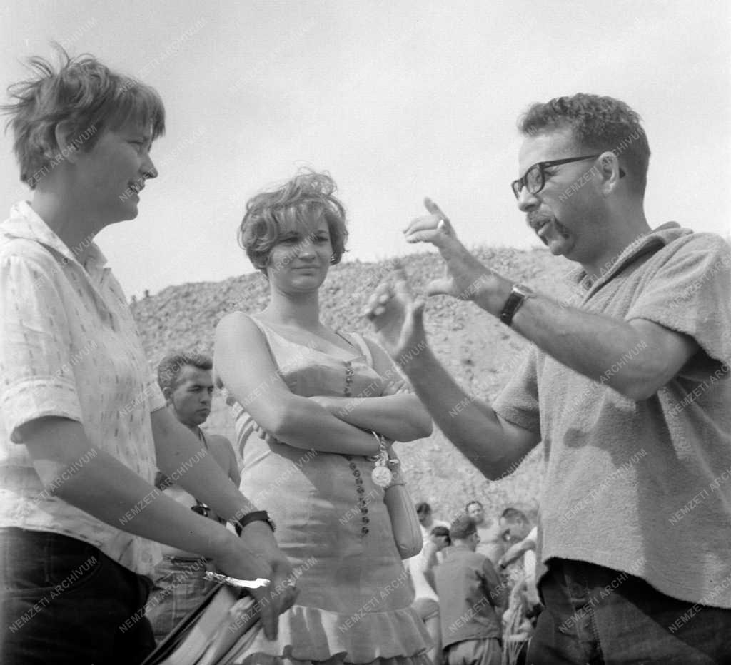 Kultúra - Filmforgatás - Ismeri a Szandi-Mandi-t