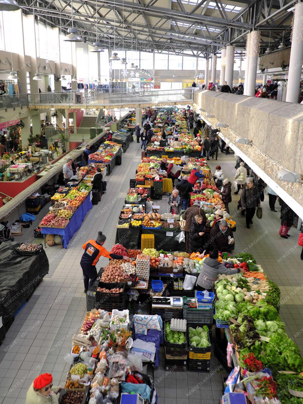 Kereskedelem - Budapest - Fehérvári úti Vásárcsarnok