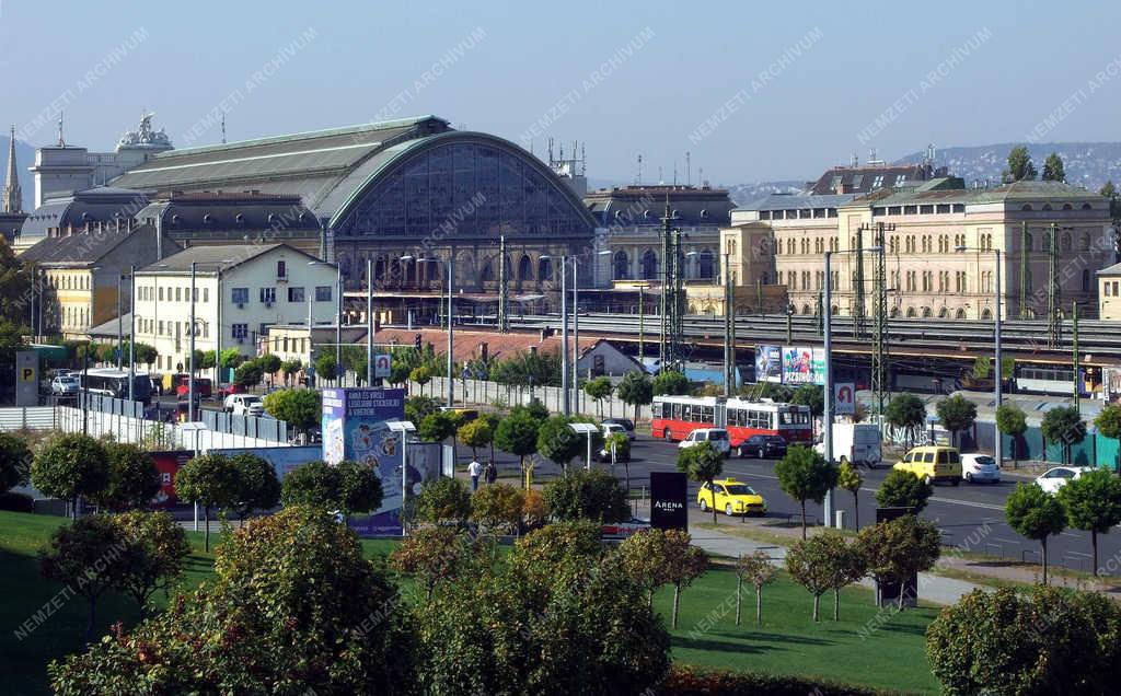 Városkép - Budapest - A Keleti pályaudvar és környéke