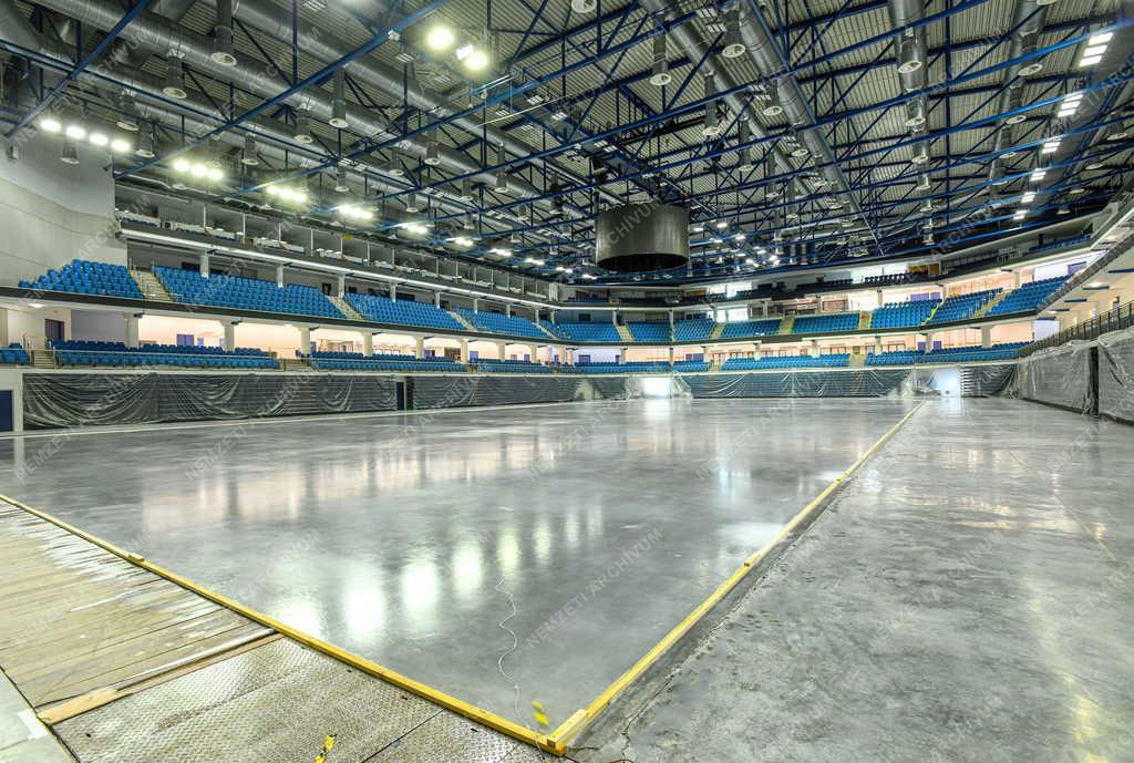 Sportlétesítmény - Korszerűsítették a debreceni Főnix Csarnokot