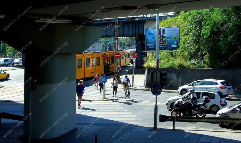 Közlekedés - Budapest - Csomópont a Rákóczi hídnál