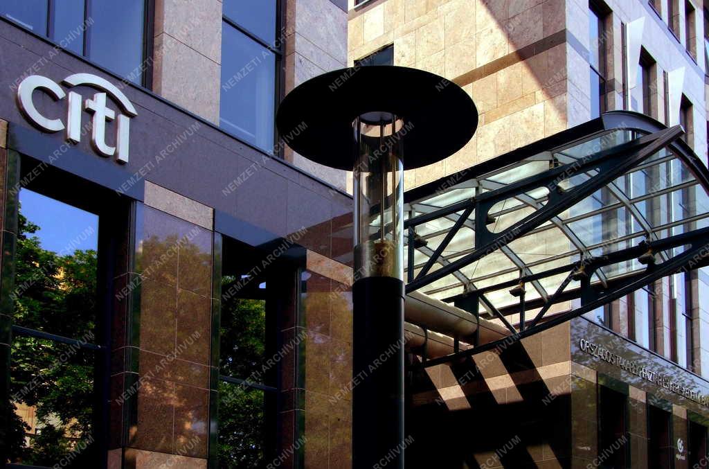 Városkép - Gazdaság - Bank Center épülete