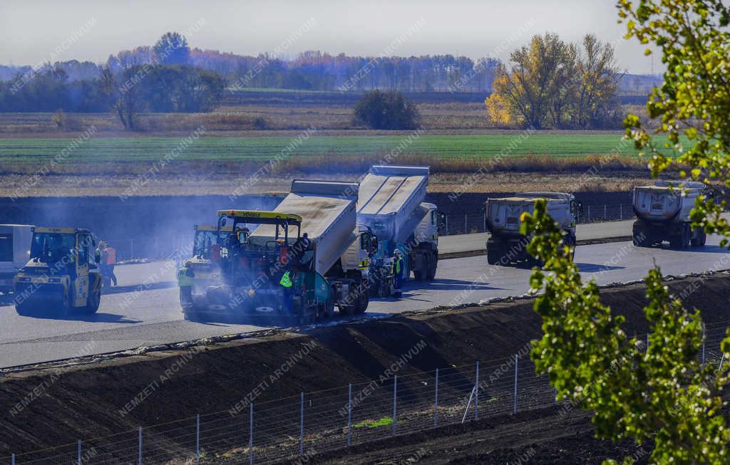 Közlekedés - Derecske - Az M35-ös autópálya építése