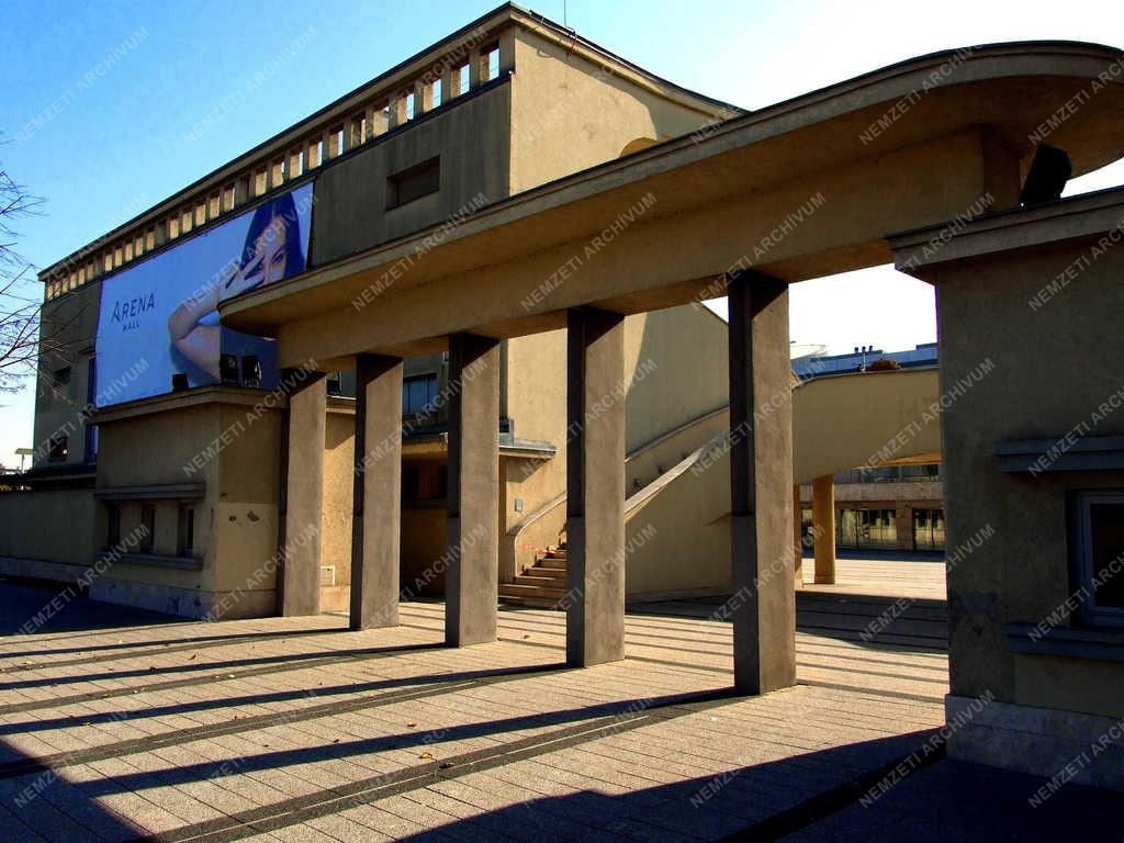 Műemlék - Budapest - Az egykori Ügető