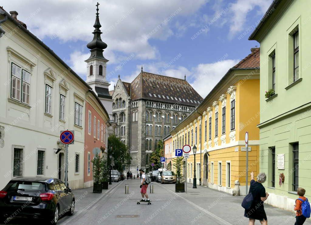 Városkép - Budapest - Budai Várnegyed - Táncsics Mihály utca