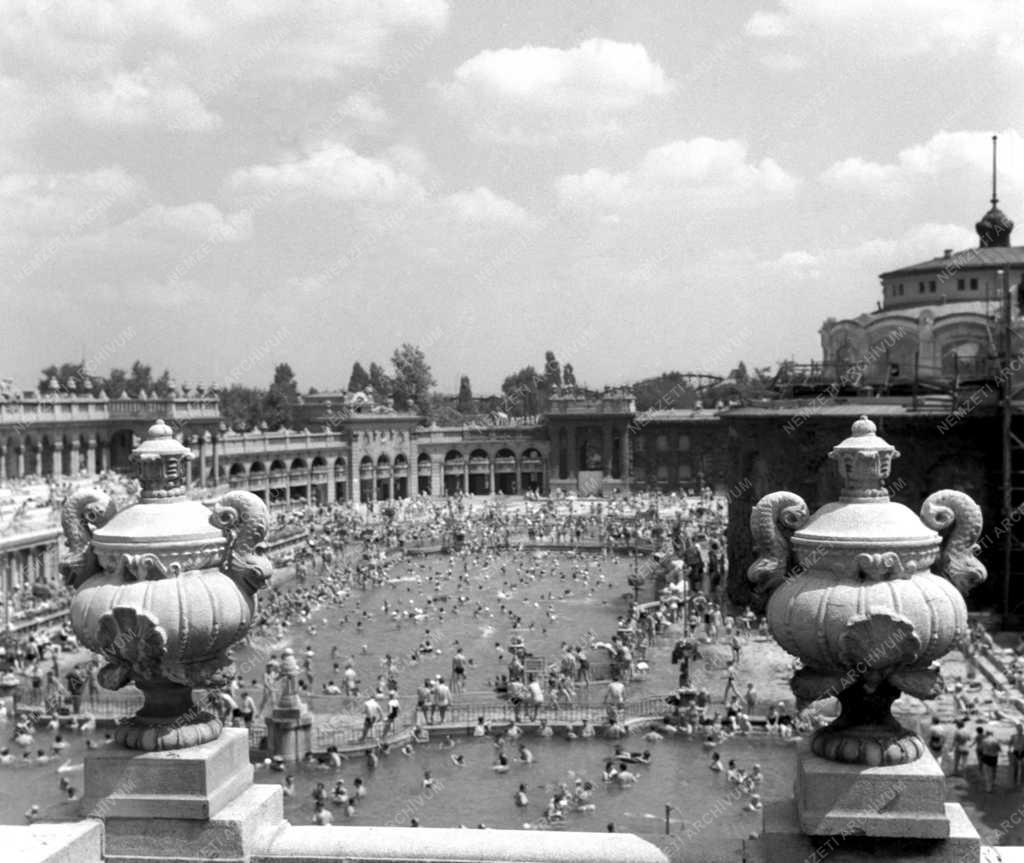 Szabadidő - Széchenyi fürdő