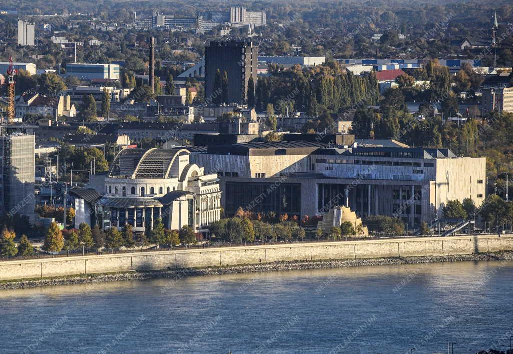 Városkép - Budapest - Látkép a Gellért-hegyről