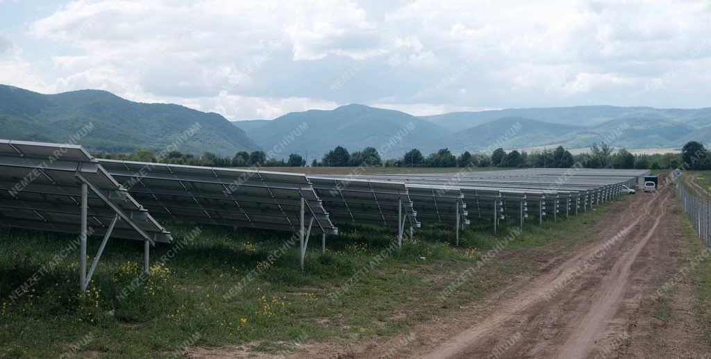 Energia - Napelempark létesült Szobnál