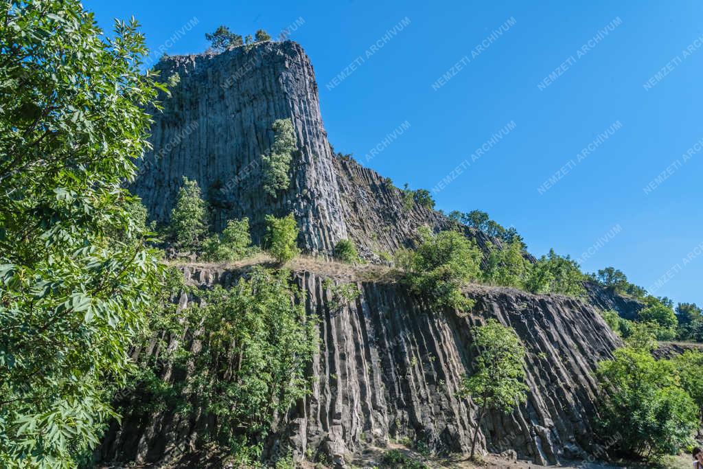 Geológia - Monoszló - Hegyestű Geológiai bemutatóhely