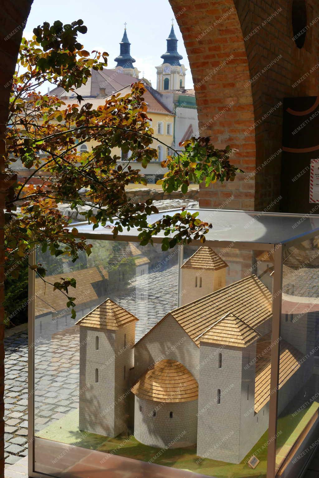 Városkép - Székesfehérvár - Középkori Romkert - Nemzeti Emlékhely