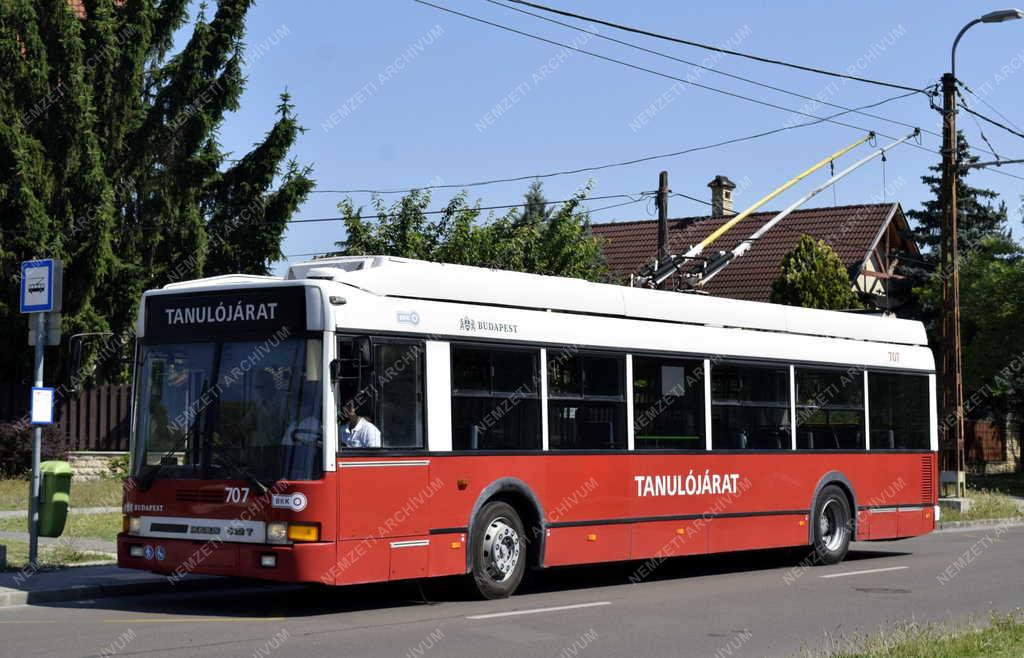 Közlekedés - Trolibusz tanulójárat