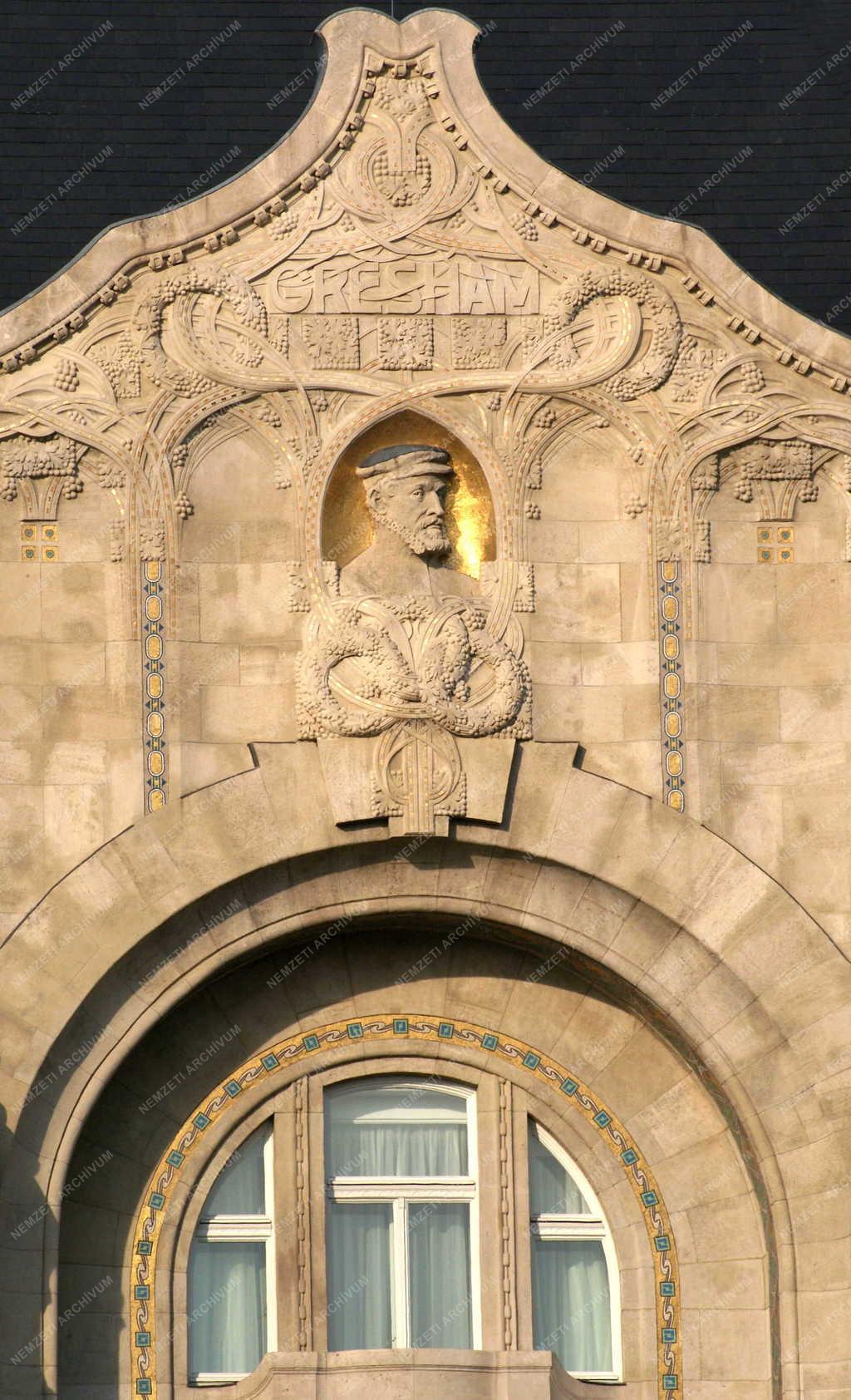 Budapest - Épület - Gresham-palota