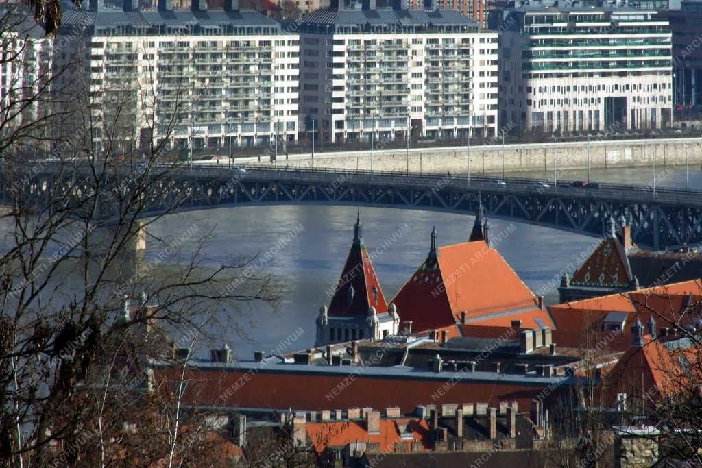 Városkép - Budapest - Duna-parti épületek