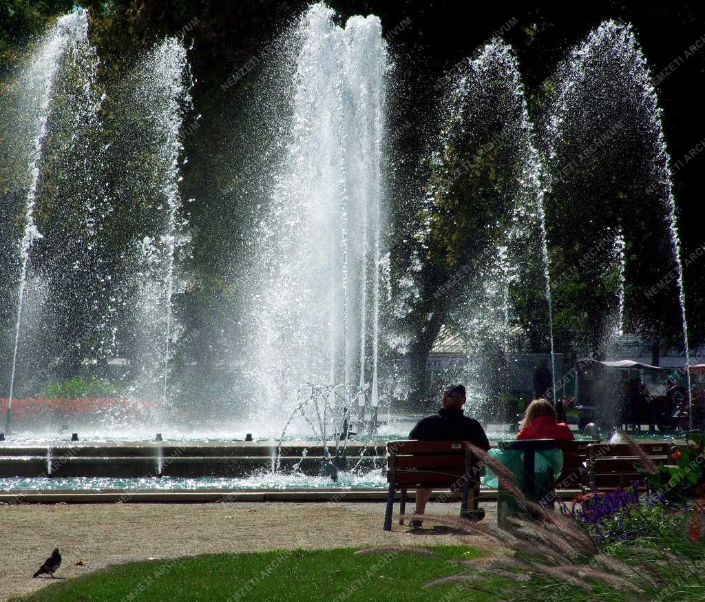 Városkép - Budapest - Ősz a margitszigeti szökőkútnál