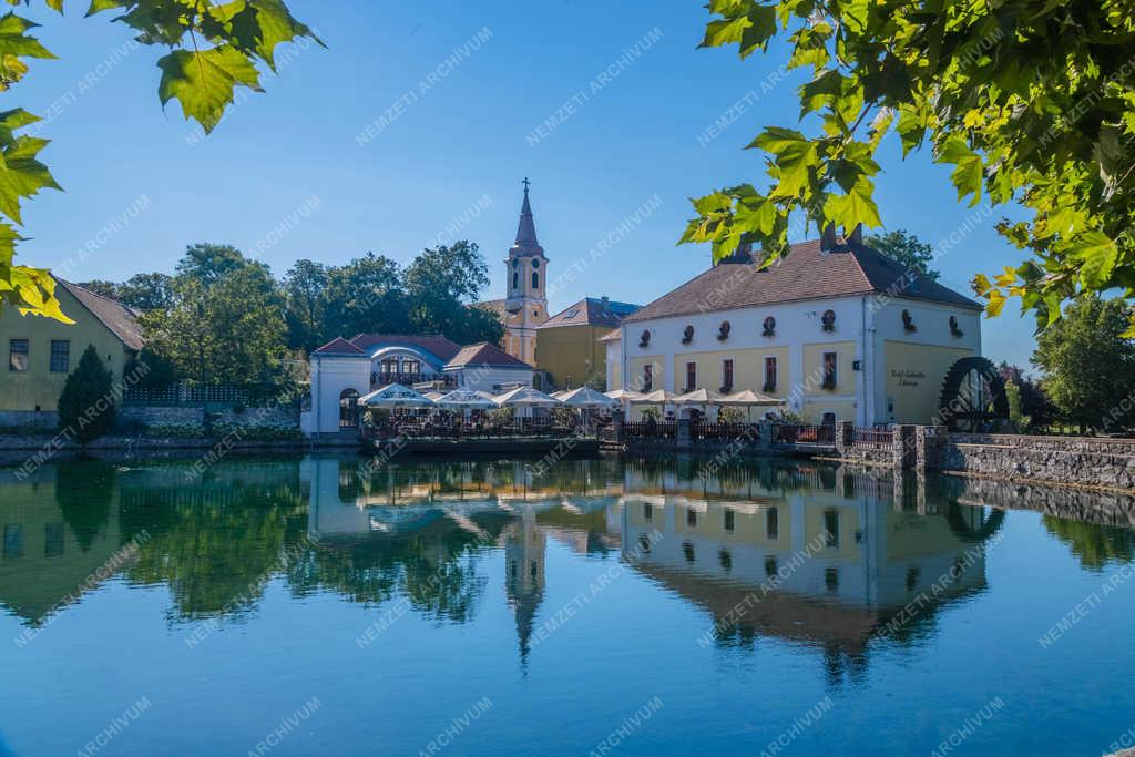 Vendéglátás - Tapolca - Vízimalom étterem a Malom-tó mellett 