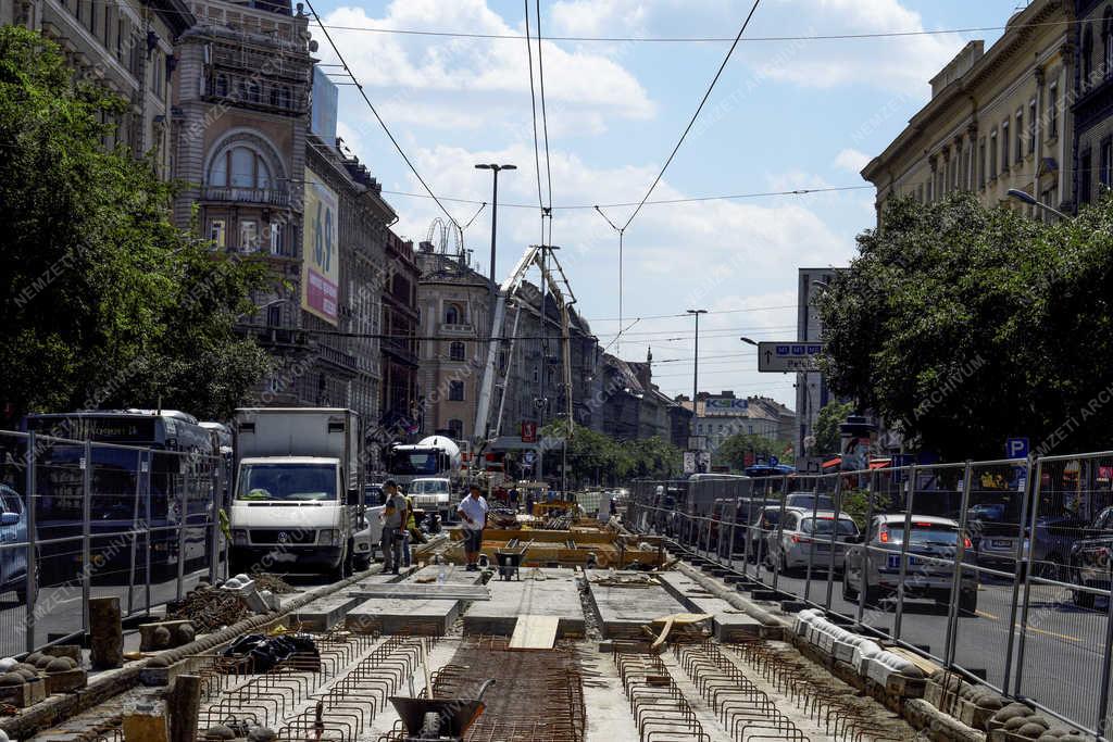 Városkép - Budapest - Villamos pálya felújítás