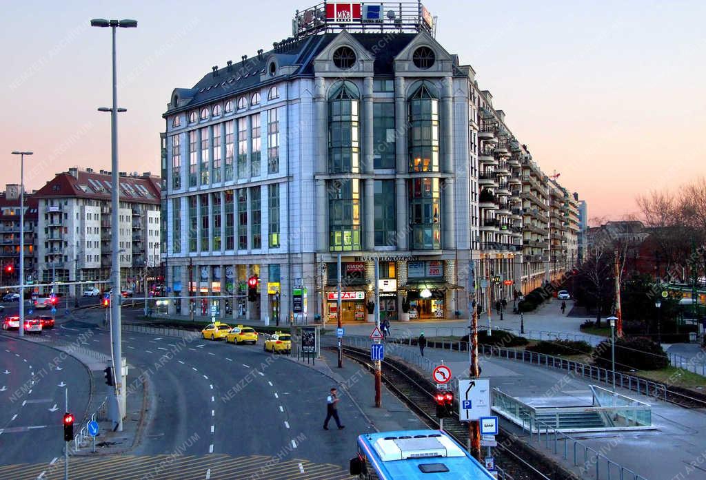 Városkép - Budapest - A Boráros tér