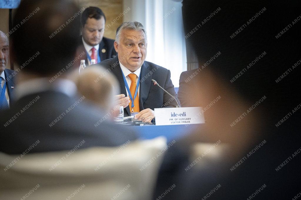 Orbán Viktor Bledben 