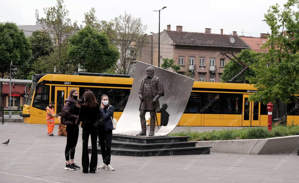 Városkép - Budapest - Széll Kálmán tér