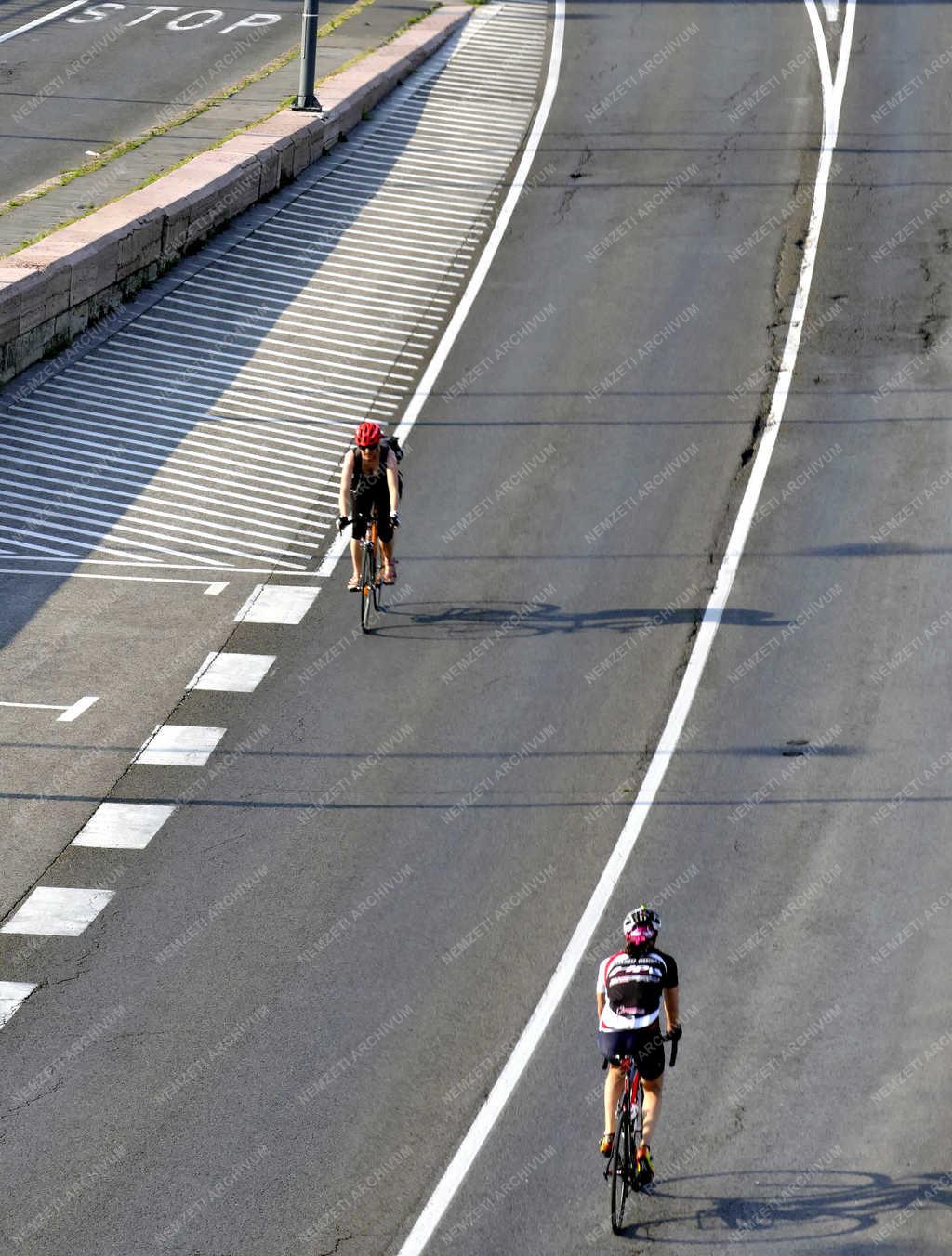  Egészségmegőrzés - Budapest - Sportolóké volt a rakpart