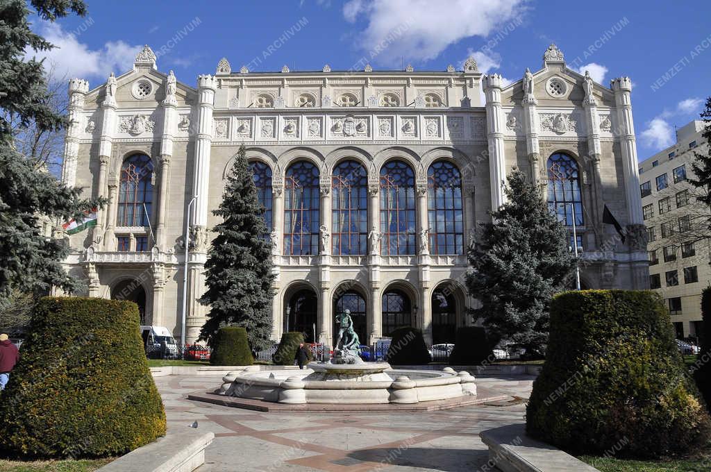 Városkép - Budapest - A Pesti Vigadó