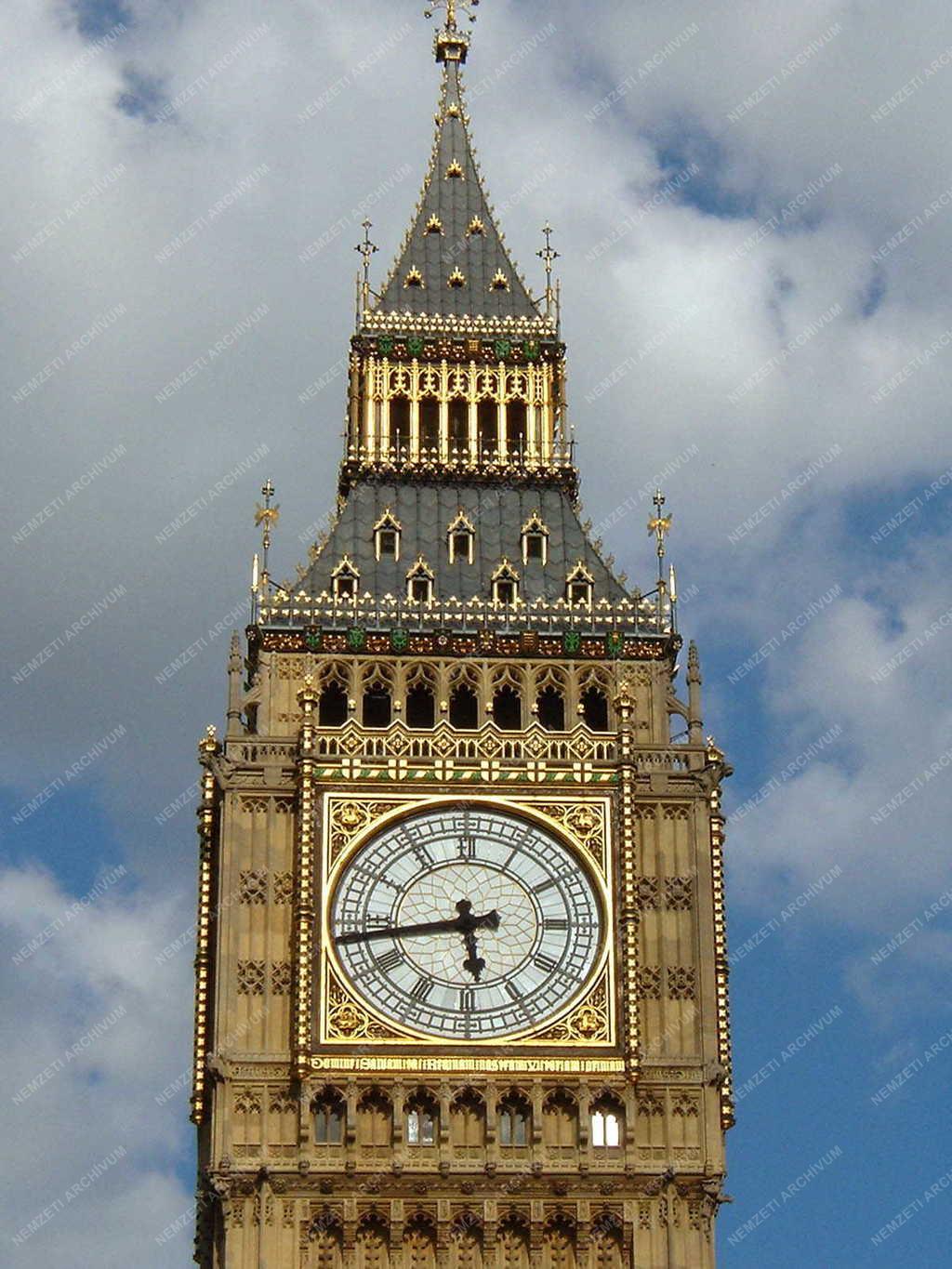 London - Óratorony - Big Ben 