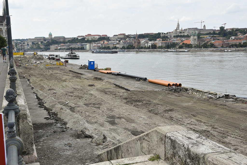 Településfejlesztés - Budapest - Átépítik az Idősebb Antall József rakpartot