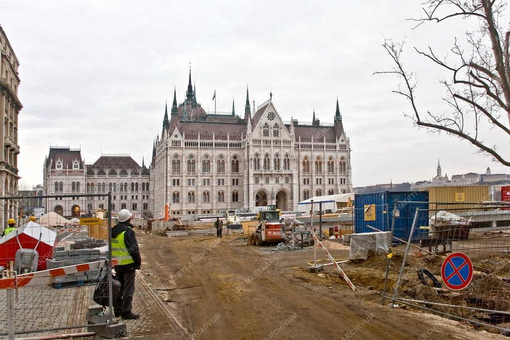 Felújítás - Budapest - Befejeződött a Parlament külső felújítása