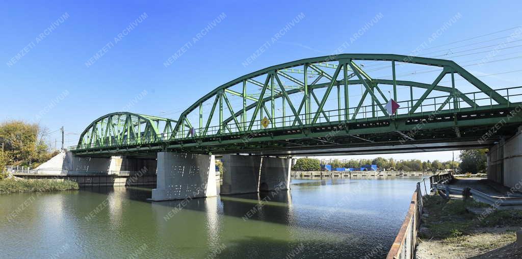 Közlekedés - Budapest - Felújították a Kvassay hídat