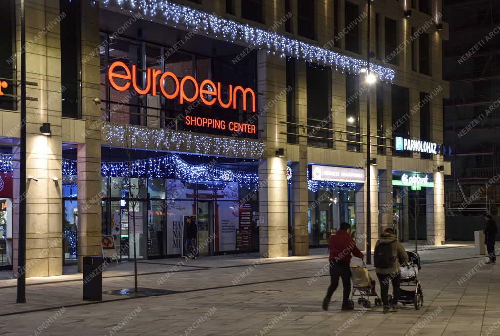 Kereskedelem - Budapest - Europeum Bevásárlóközpont