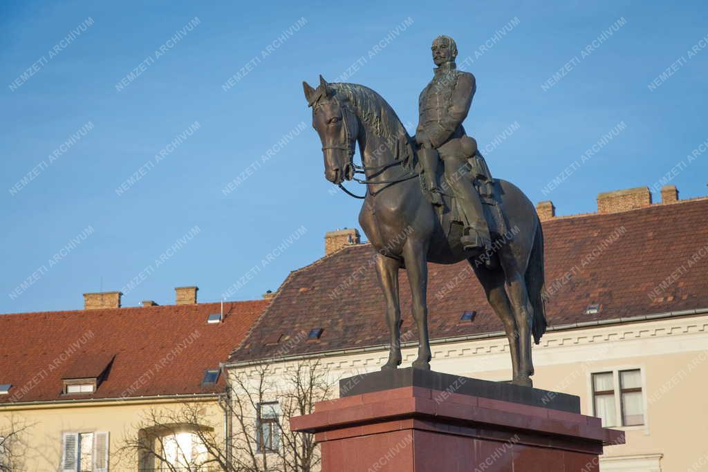 Műalkotás - Budapest - Görgey Artúr tábornok lovas szobra