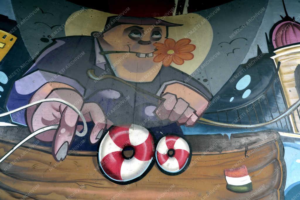 Művészet - Budapest - Falfestmény a Lágymányosi híd pillérén