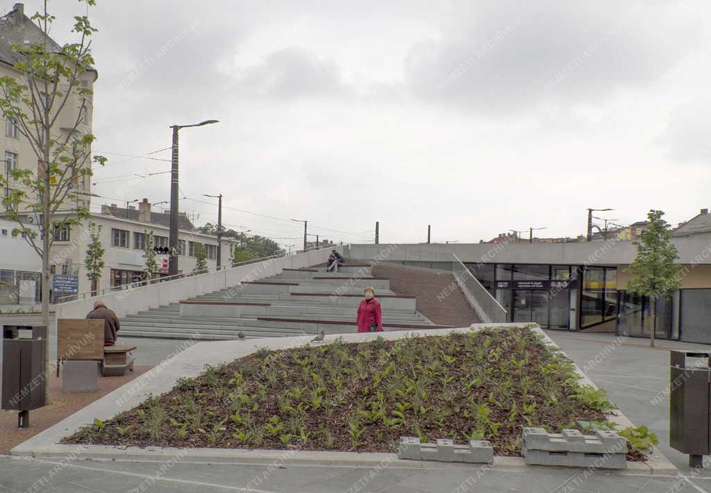 Városkép - Budapest - A felújított Széll Kálmán tér