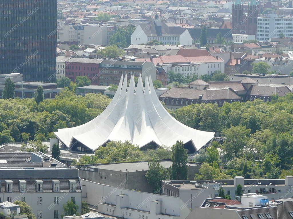 Berlin - Tempodrom csarnok 