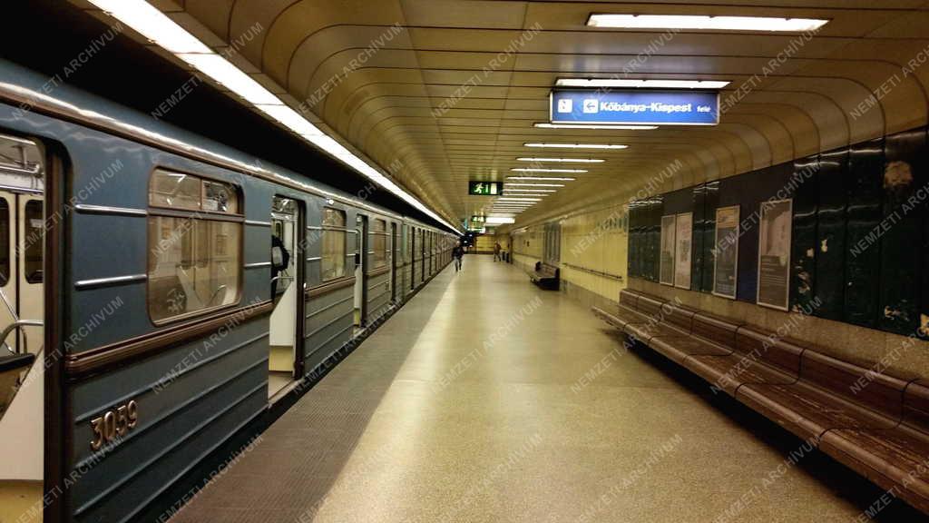 Közlekedés - Budapest - Az M3-as metró északi szakasza felújítás előtt