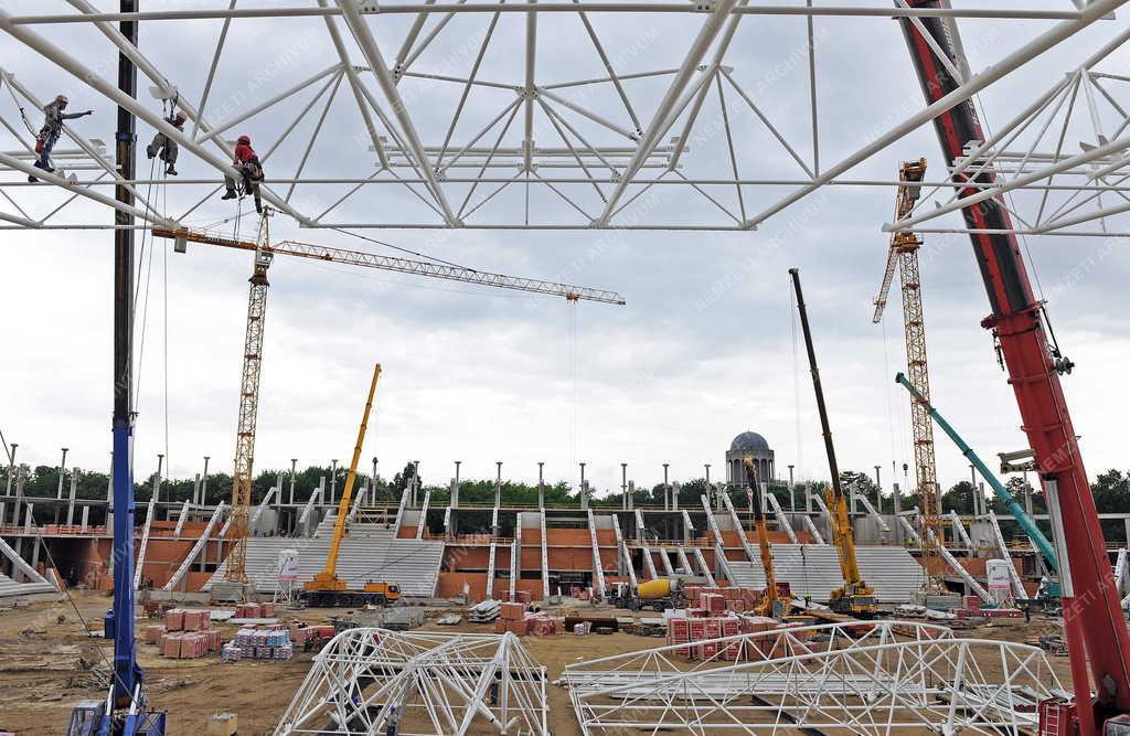 Sportlétesítmény - Debrecen - Épül az új stadion Debrecenben