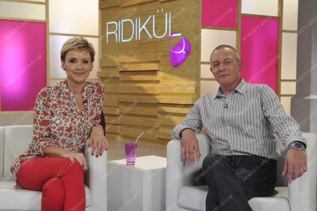 Televízió - Ridikül című női beszélgetős műsor