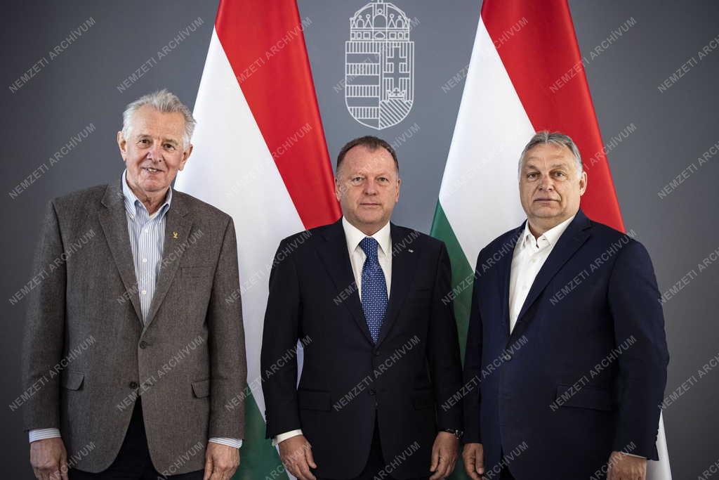 Orbán Viktor fogadta a Nemzetközi Cselgáncs Szövetség elnökét 