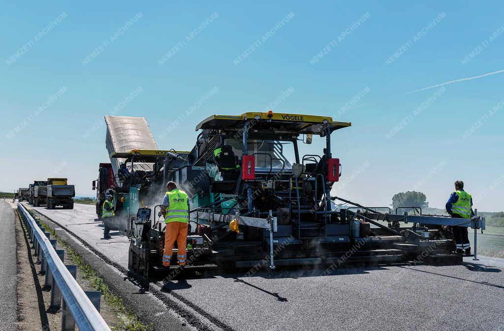 Közlekedés - Nagykereki - Nyitás előtt az új határátkelő