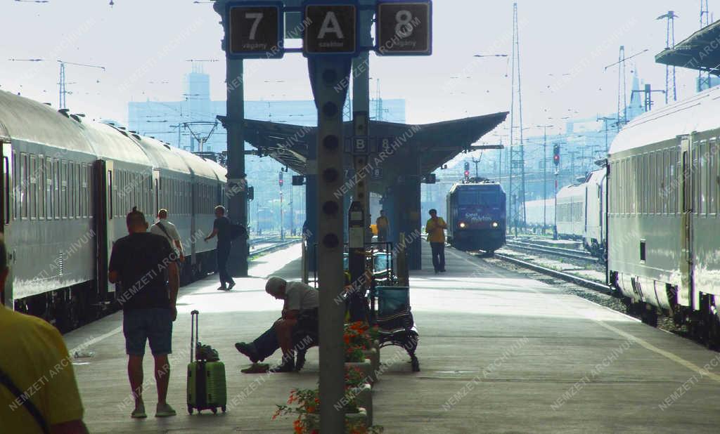 Közlekedés - Budapest - Keleti pályaudvar