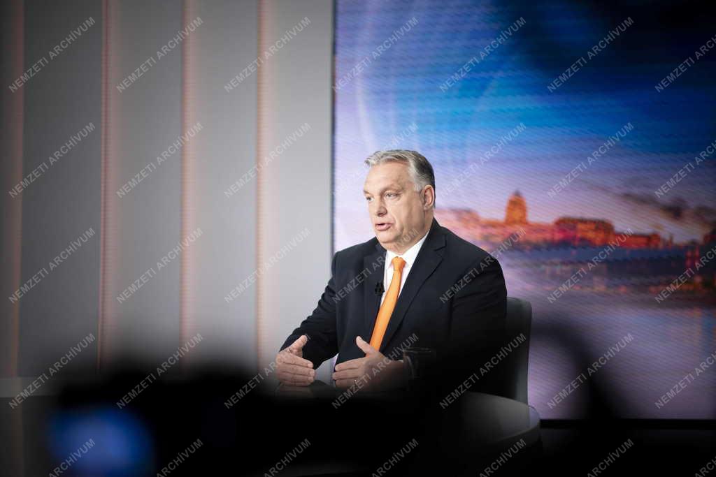 Orbán Viktor interjút adott a Hír TV-nek 