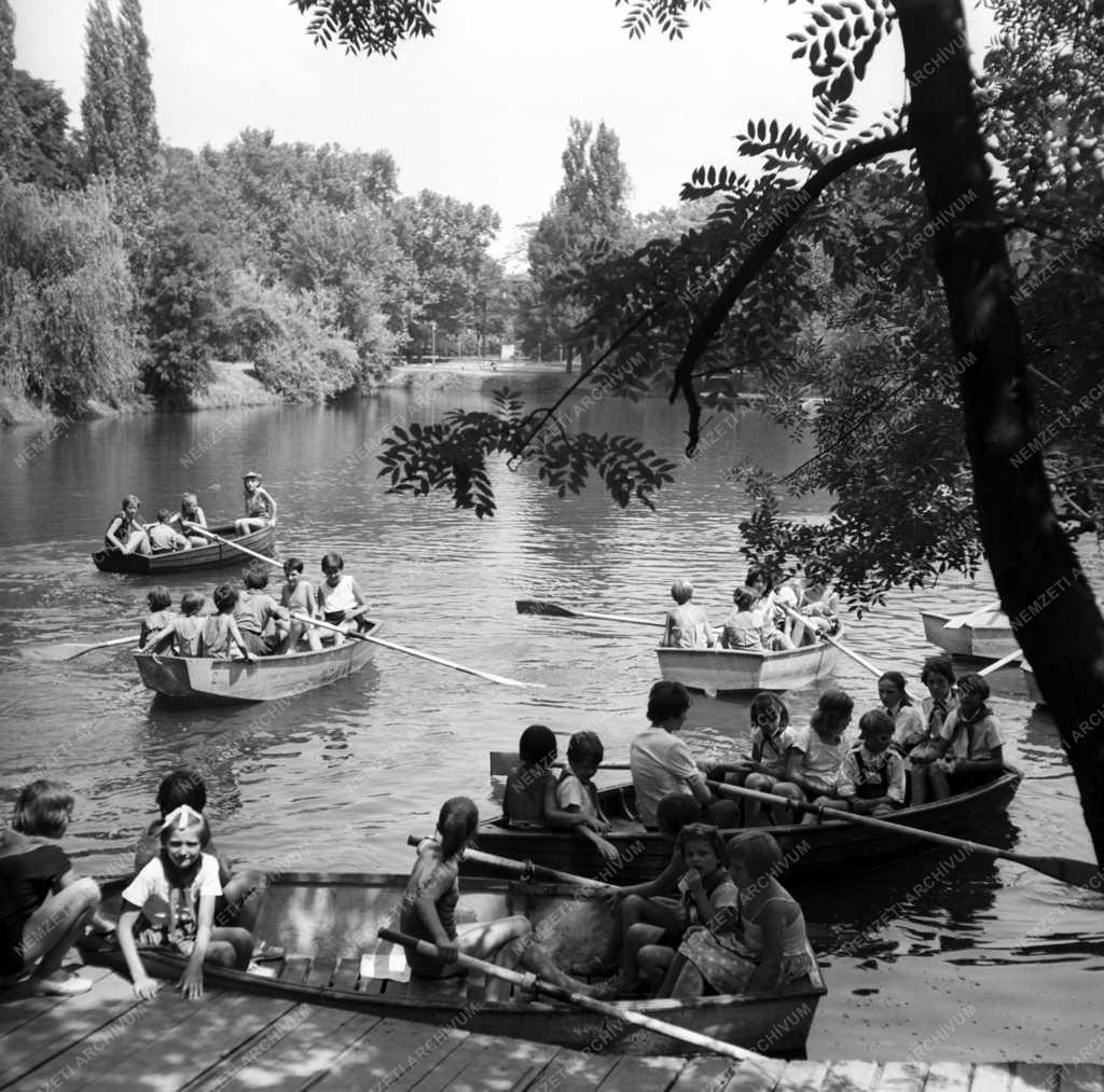 Szabadidő - Napközis tábor az Asztalos János Ifjúsági Parkban