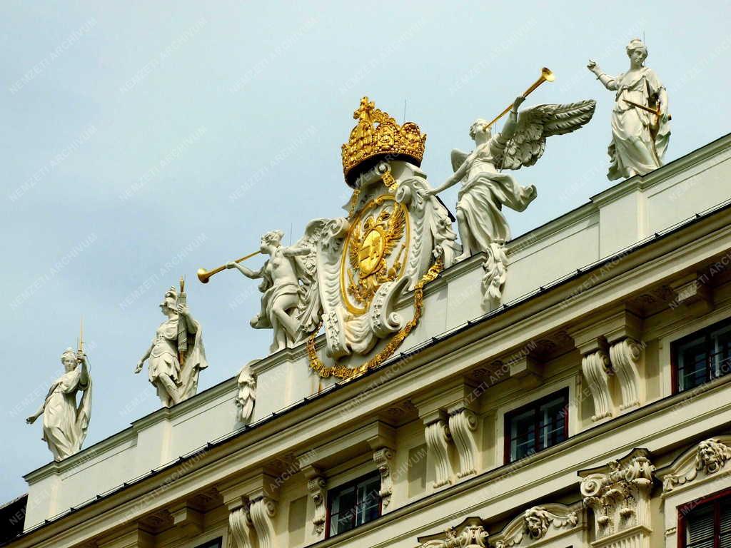 Táj, város - Ausztria -  Műemlék - Bécs - Hofburg - Címer