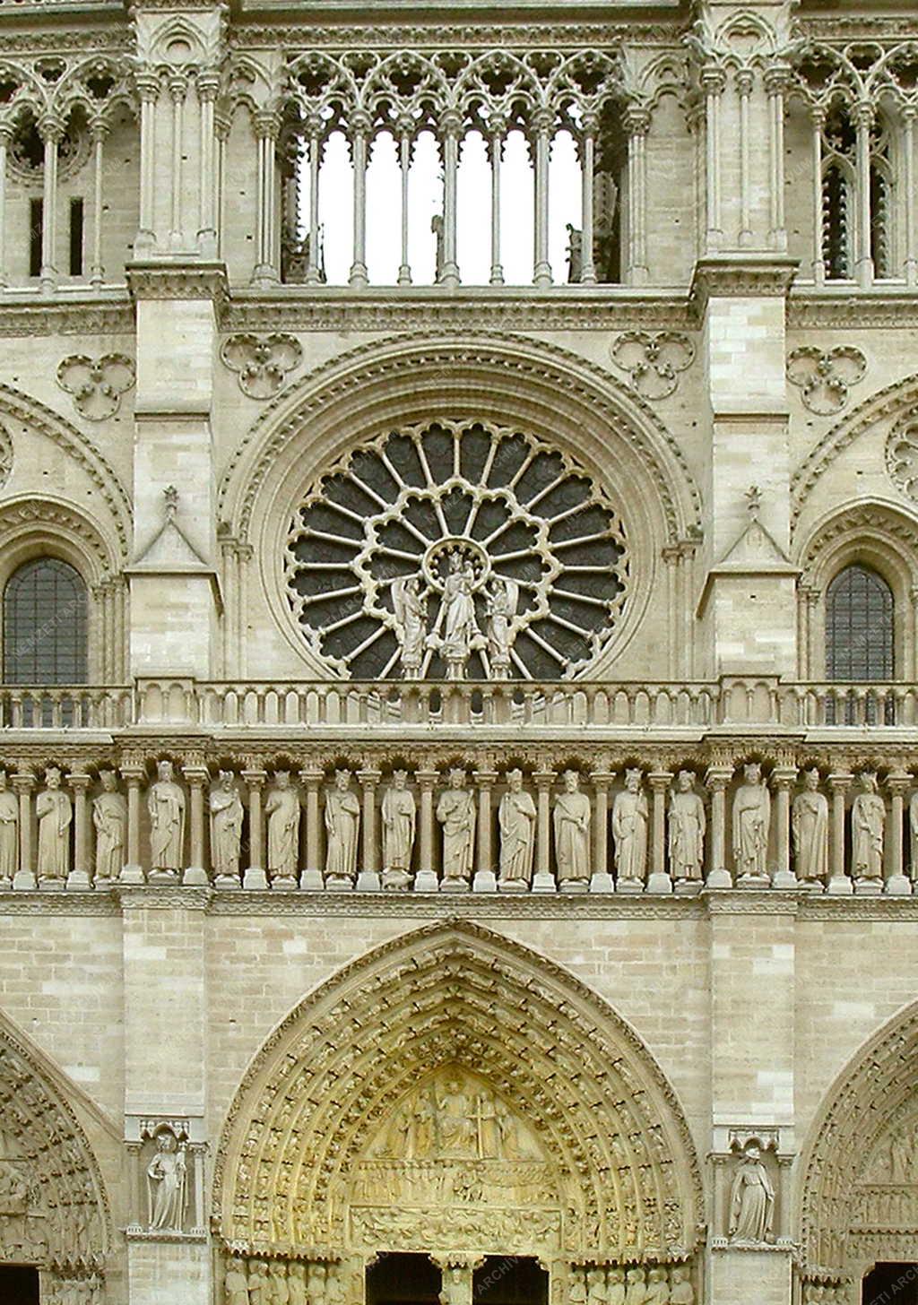 Párizs - Építészet - Notre-Dame
