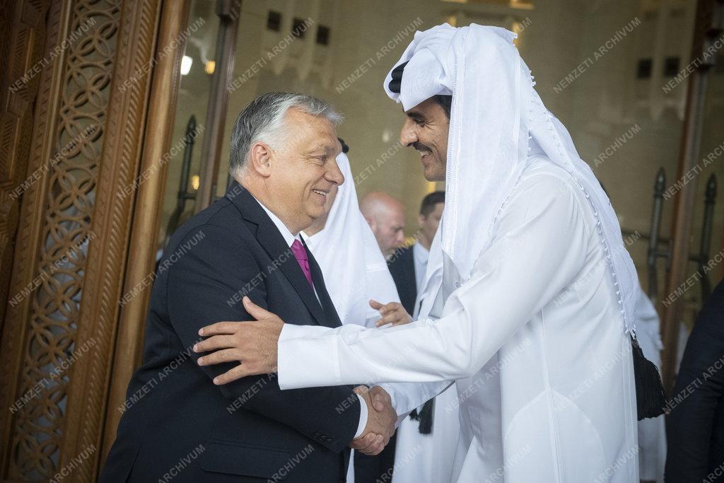 Orbán Viktor Katarban
