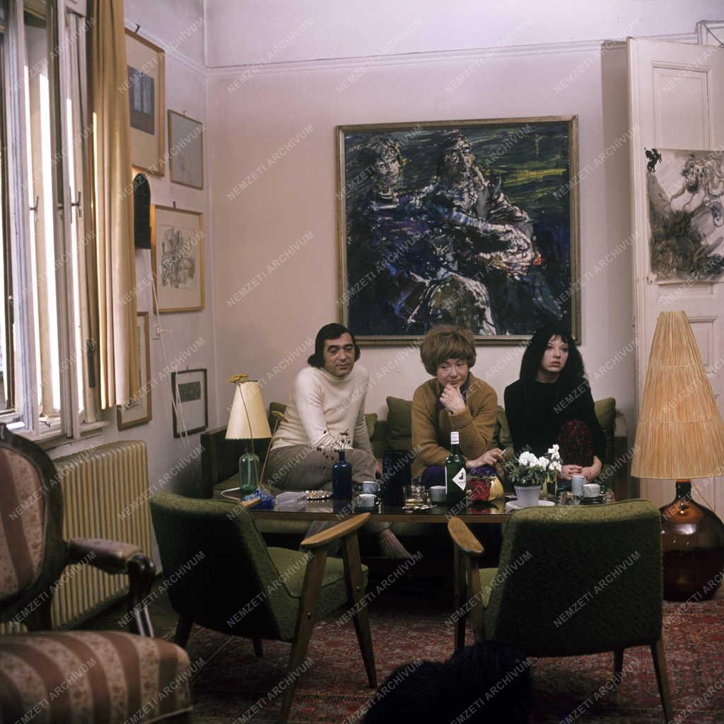 Kultúra - Csernus Mariann színésznő és Somlyó György költő, író