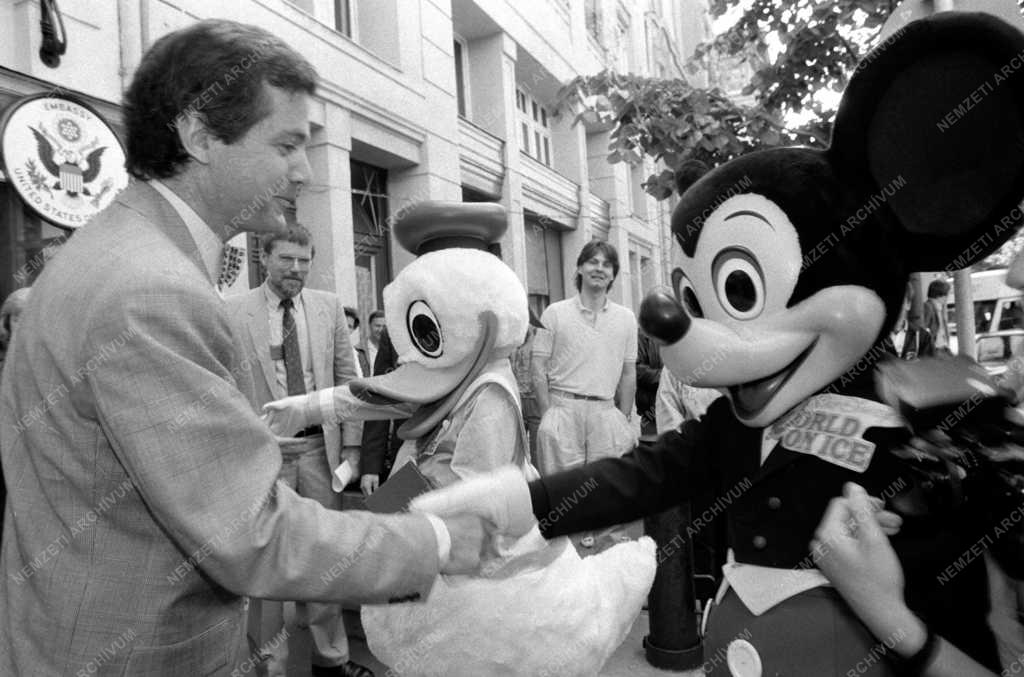 Érdekesség - Miki egér és Donald kacsa Budapesten
