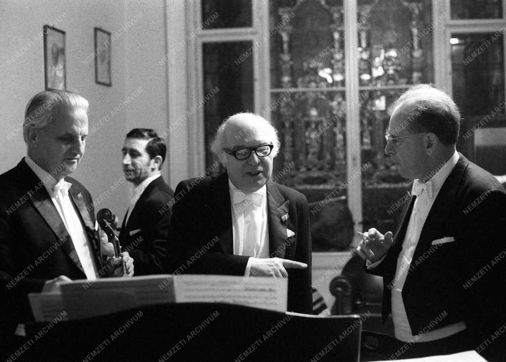 Művészet - Ünnepi hangverseny -  Farkas Ferenc 70 éves