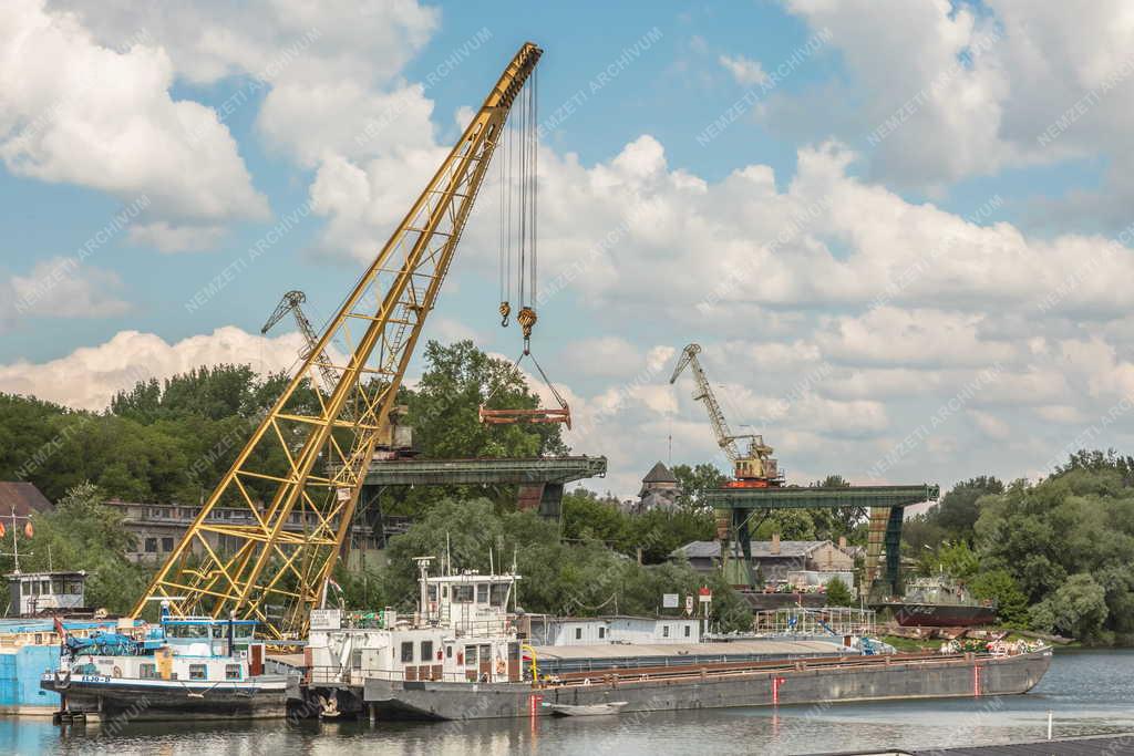 Gazdaság - Budapest - MAHART Újpesti Hajójavító üzem 